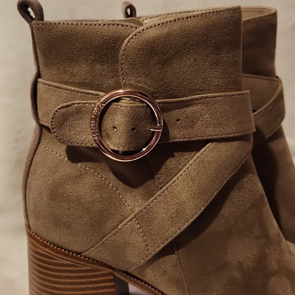 Nine West, Fall, Round Toe, Light Grey, Mid Calf Country Block Heel Women Boots - Picture 4 of 4